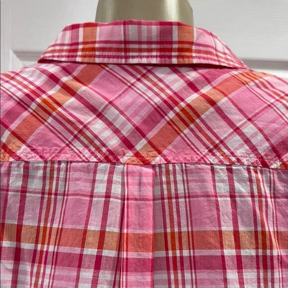 TALBOTS BUTTON-UP PLAID SHIRT. - Picture 8 of 10